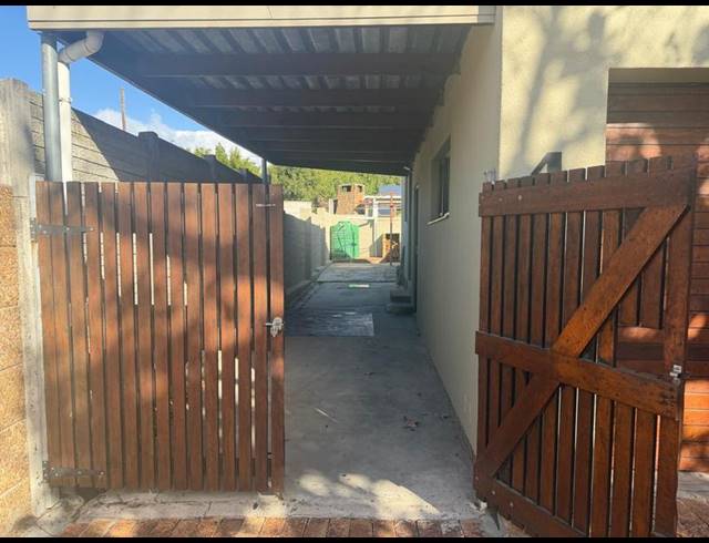 1 BEDROOM PROPERTY TO RENT IN BRACKEN HEIGHTS